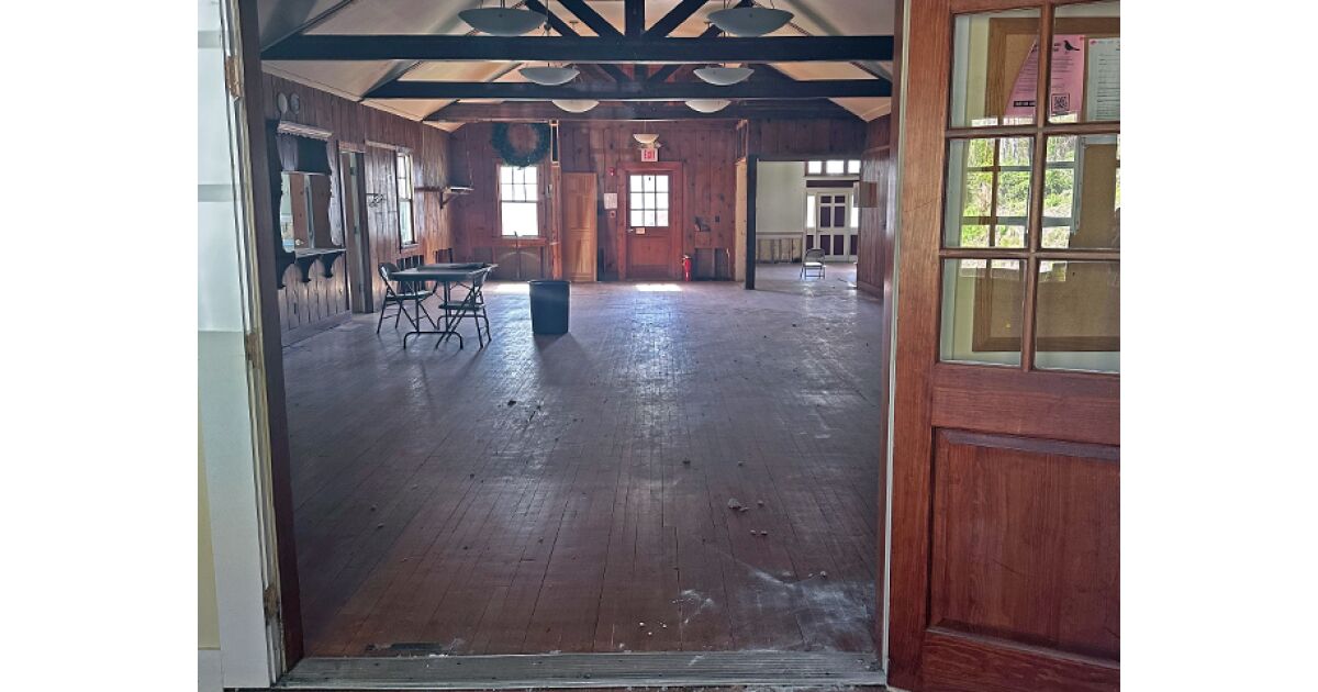 Marbletown Holds Listening Session on Community Center Repairs