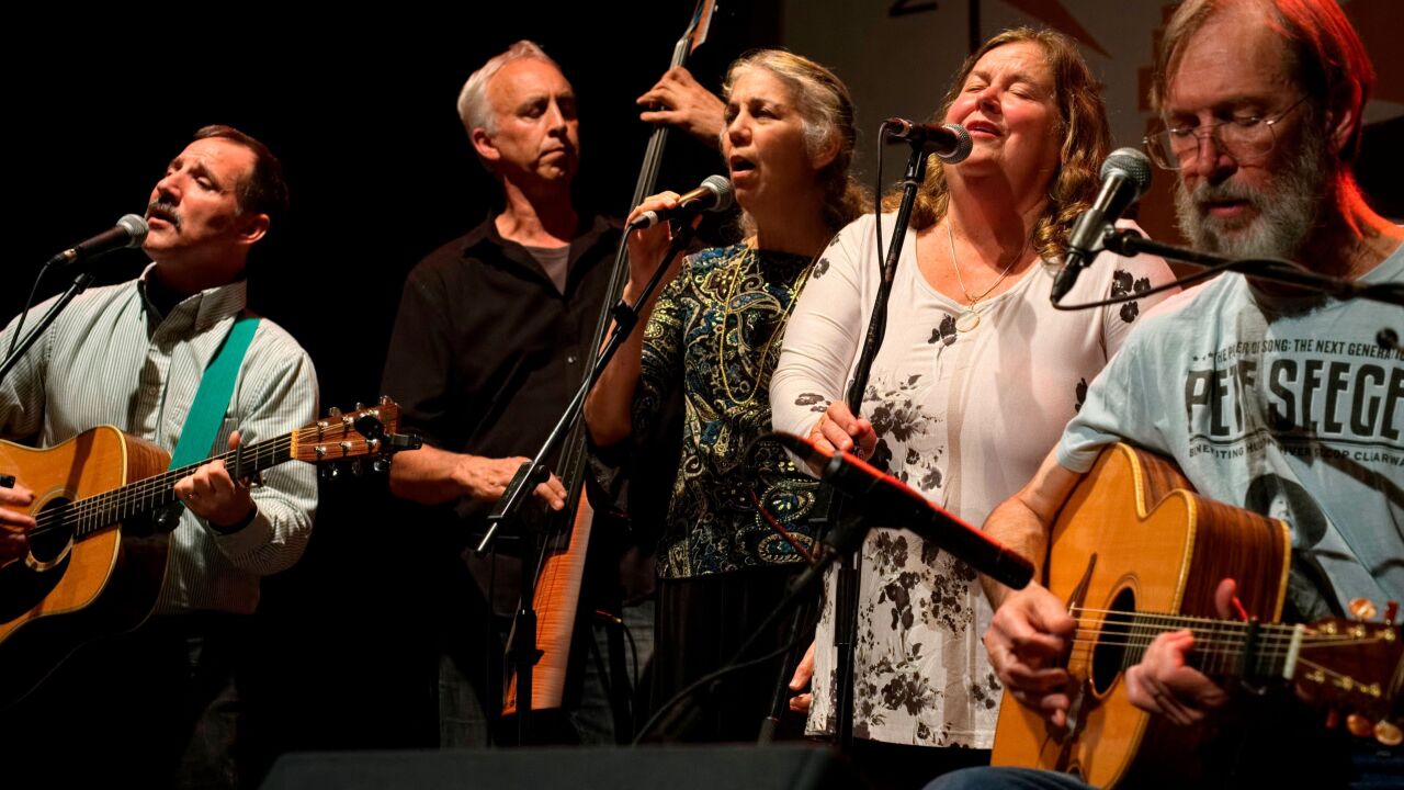 Boomers &amp; Boomlets: A Musical Reunion