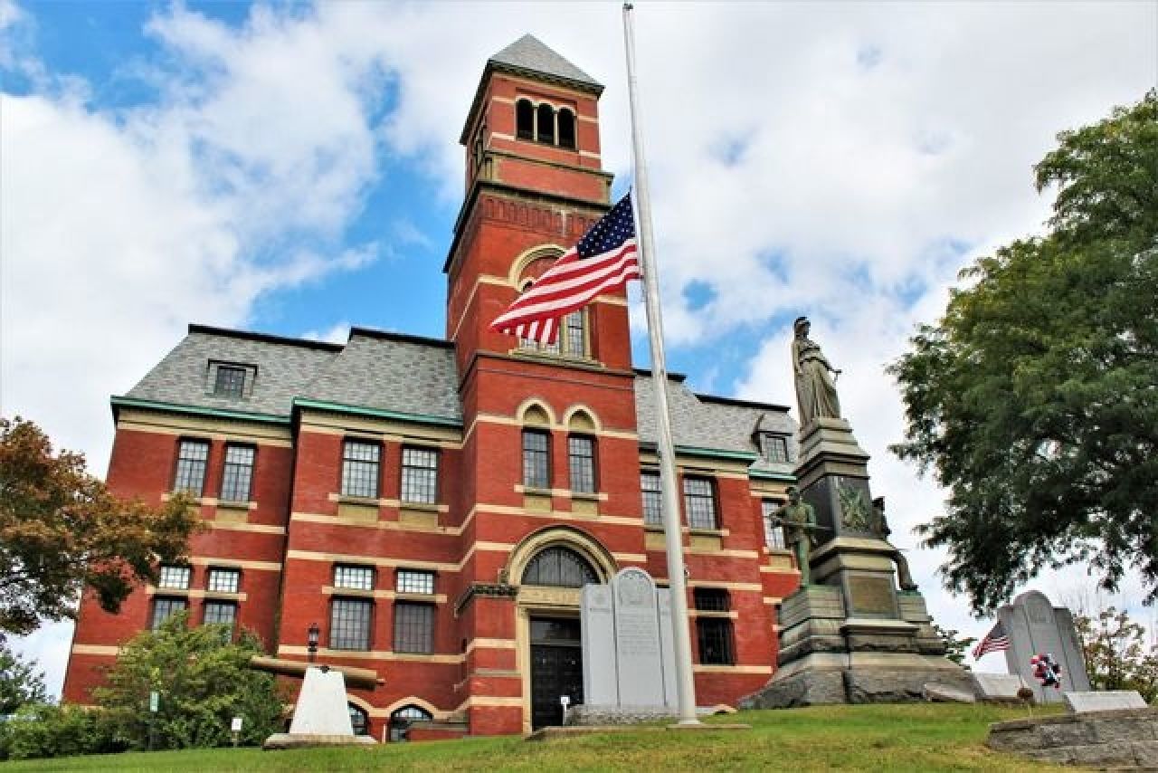 Rest in Parks: City Considers Plan to Codify Rules for Scattering Ashes