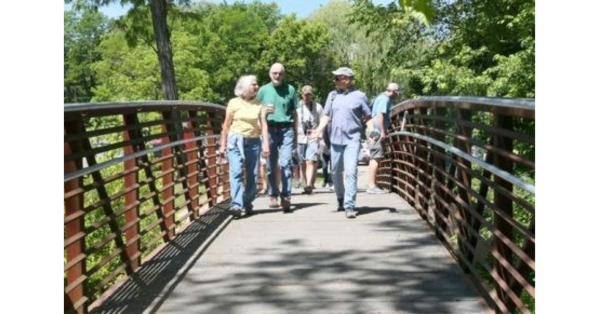 Water Street Welcomes Walking-Loop Wanderers in Catskill, NY