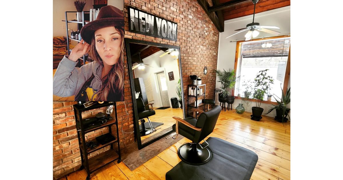 ShangriLa Hair Salon Brings a Touch of ‘Utopia’ to Stone Ridge