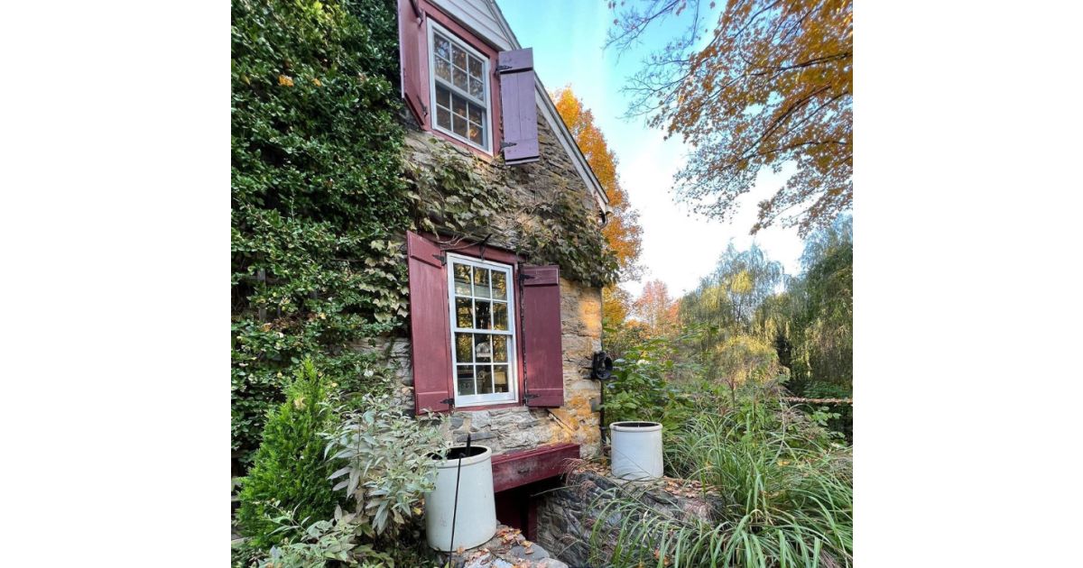 Historical DePuyDeWitt House Survives the Centuries