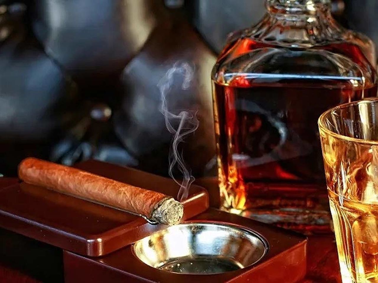 Can A Cigar Bar Serve Alcohol in Pine Bush?