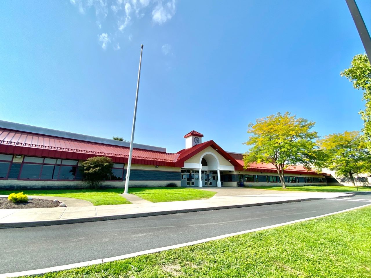 School Smartphone Ban in Pine Bush