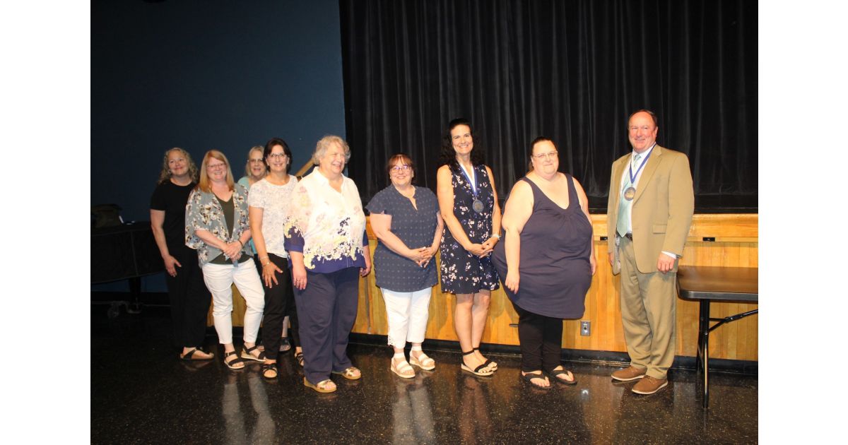 Rondout Valley School District Bids Farewell to 31 Retirees